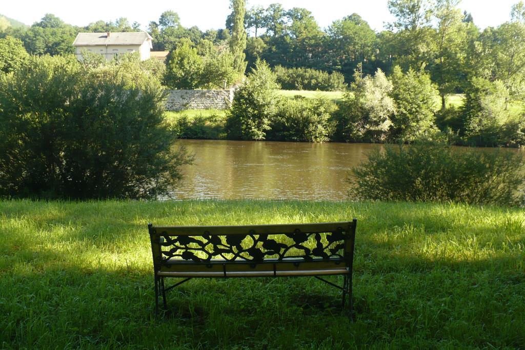 เล ช็องบร์ โดต เล เดลิซ เดอ ลา วูต Hotel Lavoute-sur-Loire ภายนอก รูปภาพ